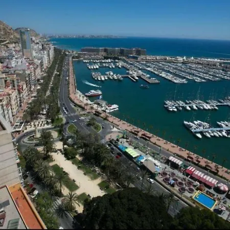 Casaturis Playa Y Montana Con Parking En El Centro De A130 Apartment *