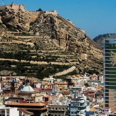Casaturis Playa Y Montana Con Parking En El Centro De A130 * Alicante